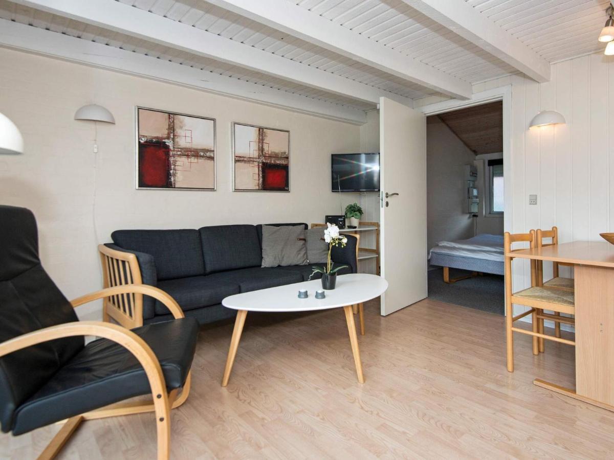 6 Person Holiday Home On A Holiday Park In Hemmet 외부 사진
